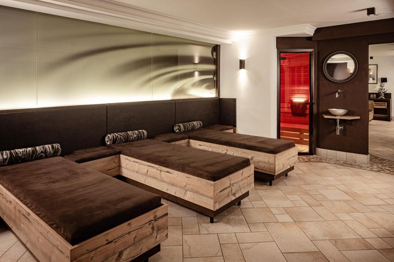 Boutique & Fashion Hotel Maciaconi - Gardenahotels Santa Cristina Val Gardena Eksteriør billede